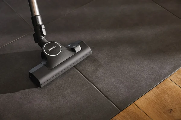 allteq__floorhead_2.webp Miele Allteq - Floorhead