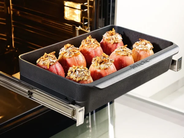 Miele Induction Gourmet Casserole Dish
